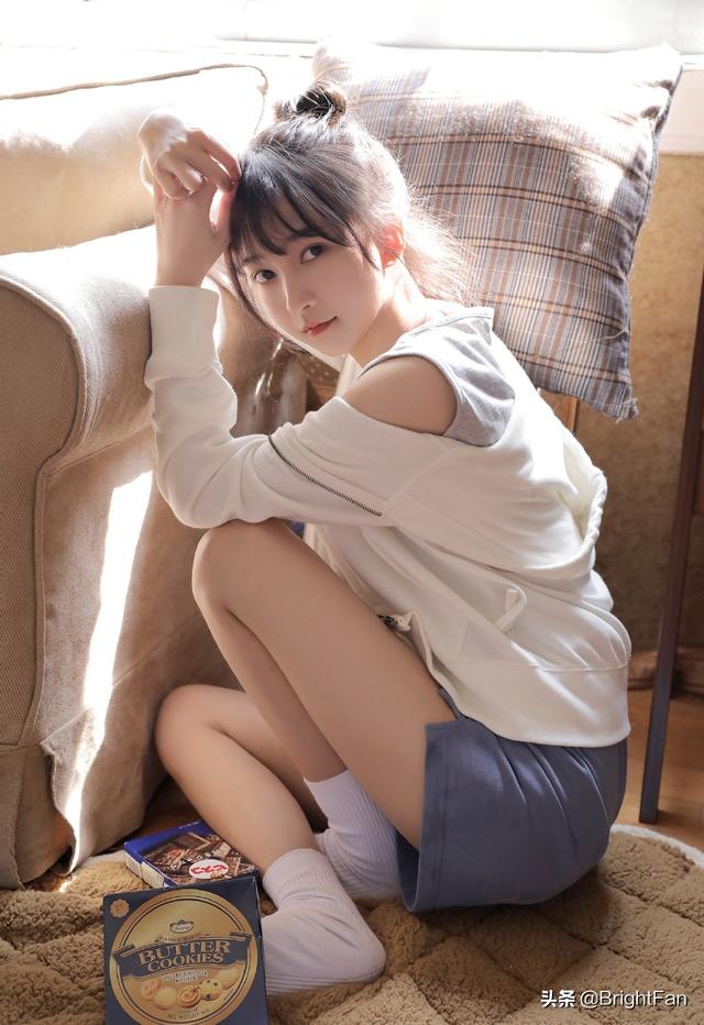 可爱美女，美女可爱（治愈系美女清纯可爱甜美优雅写真图片）