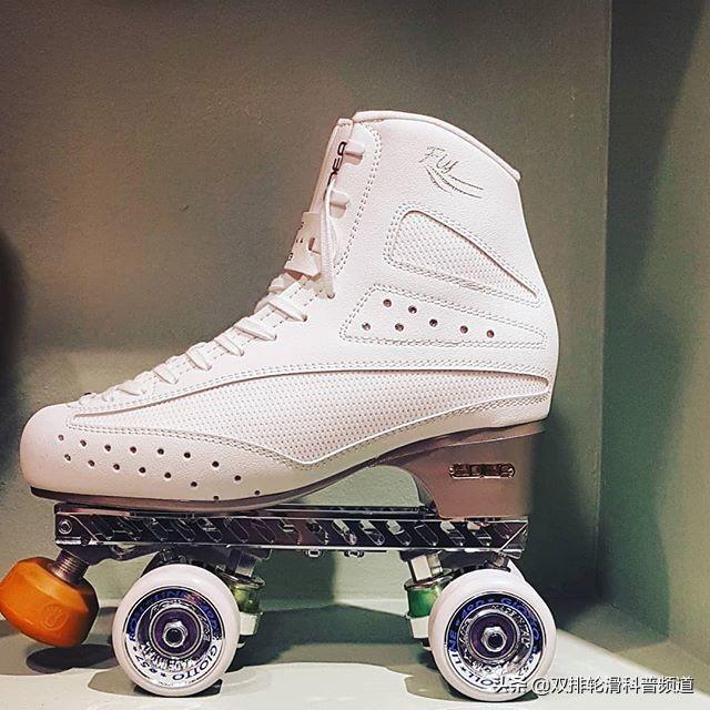 双排溜冰鞋，儿童双排溜冰鞋（双排轮滑：平跟与高跟）