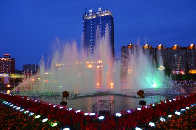 蓉是哪个省的简称，成都属于哪个省（四川21个市州未来最高建筑——由超级大城市成都489米地标塔引领）