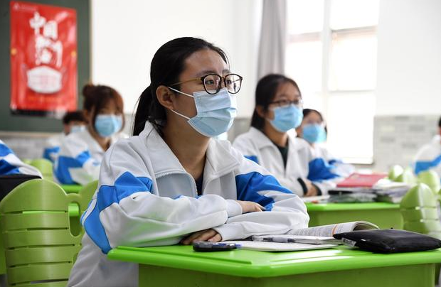 211大学全部排名，211被分为几个等级（2021年211高校世界排行榜）