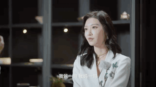 景甜背后的金主到底是谁？10年后，她终于放下负担