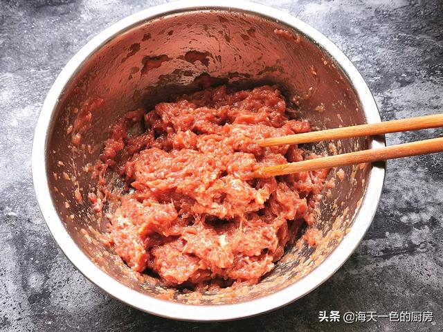 鲜肉小馄饨馅怎么调才好吃，鲜肉小馄饨馅怎么调才好吃窍门（猪肉馄饨这样做）