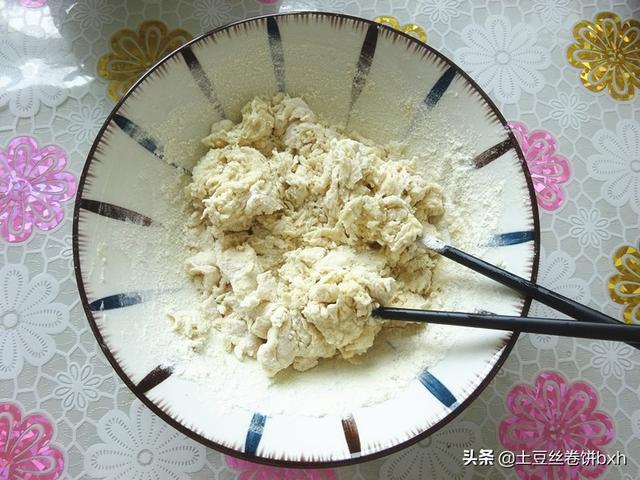 锅饼的做法锅饼怎么做，家常锅饼的做法（烧饼这么做真省事）