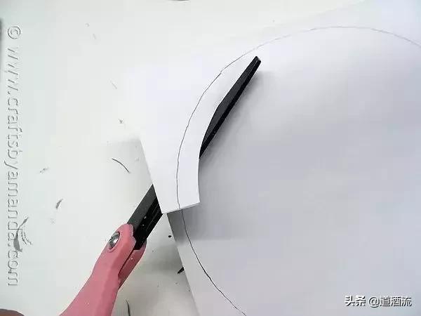 幼儿园大班手工纸质飞盘制作方法，承包幼儿园整个学期美工课堂
