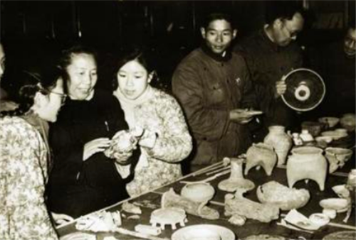 曾昭燏（曾昭燏读音，一代才女曾昭燏读音（不考虑婚事不计较薪酬）