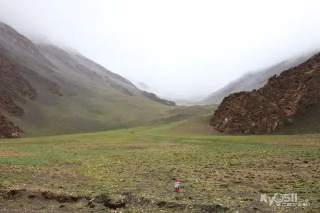 我的家乡在日喀则是什么歌，我的家乡在日喀则是什么歌歌词是什么意思（行走在通天的路上<中>）