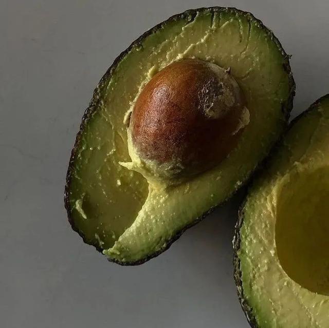 高级背景图，高级背景图片ins黑色（复古高级感背景图）