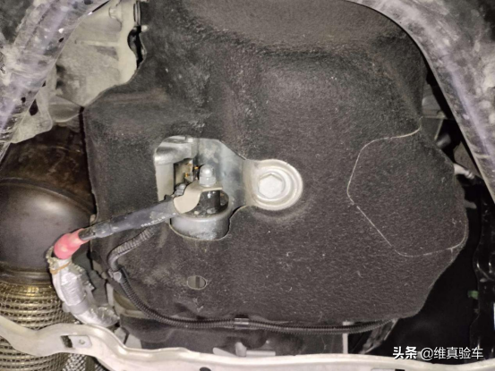 宝马1系敞篷跑车，宝马行车记录仪怎么连接手机（20W的宝马敞篷轿跑）