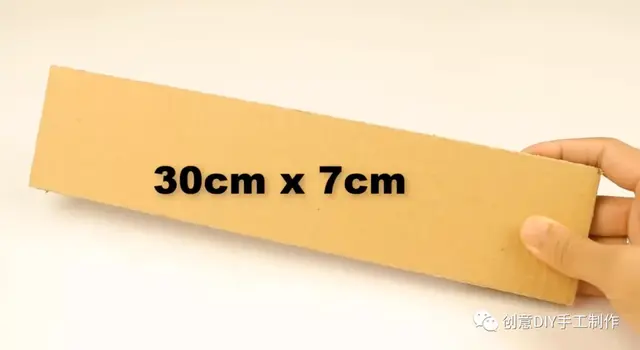 纸箱手工制作大全，纸箱手工制作大全环创（用纸箱就能做的5个桌面小游戏）