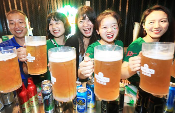 生啤酒和熟啤酒都是什么意思，生啤酒跟熟啤酒的区别（终于知道生啤、熟啤、干啤、纯生的区别了）