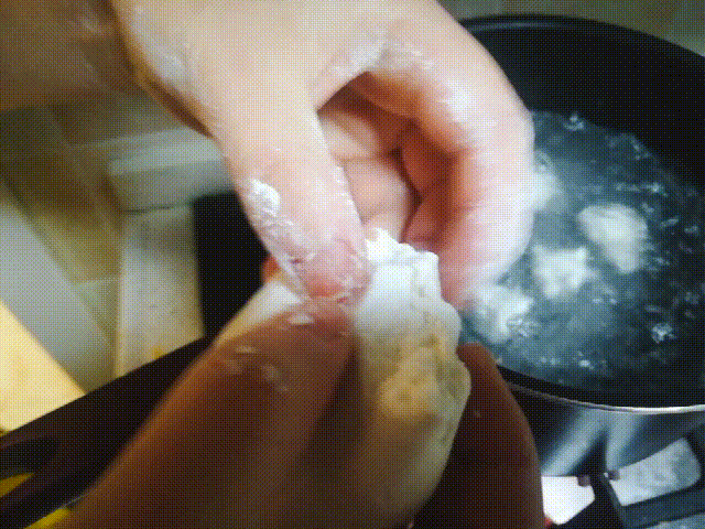 醪糟粉子蛋怎么做，醪糟蛋怎么做（不妨来款好吃的醪糟甜品）