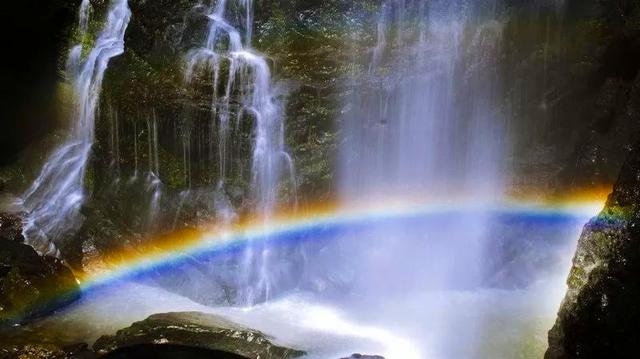 闽南地区有哪些地方值得旅游的，闽南地区有哪些地方值得旅游的城市（号称“闽南小九寨”）