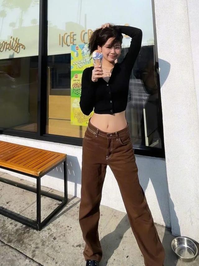 穿裙子是不是一定要穿安全裤,穿裙子要不要穿安全裤(裙子里面别穿“安全裤”了) 穿裙子是不是一定要穿安全裤,穿裙子要不要穿安全裤(裙子里面别穿“安全裤”了)