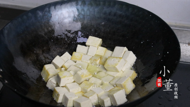 豆腐怎么烧好吃，豆腐的六种好吃的做法（蚝油烧豆腐的家常做法）