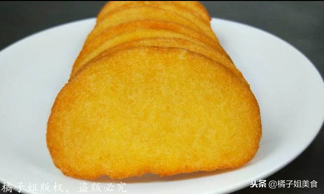 【油炸饅頭片】做法步驟圖 金黃酥脆 酥脆可口-起舞食譜網