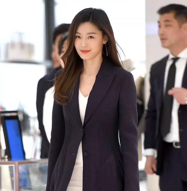 全智贤演过哪些电影，全智贤出演的电影（出演《王国》外传）