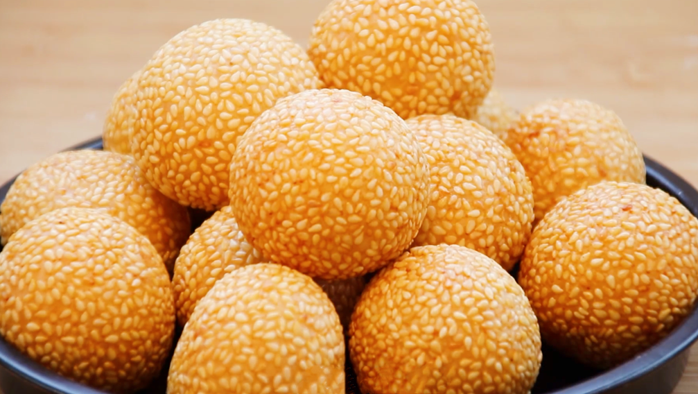 圖片[1]-【麻圓】做法步驟圖 個個空心 外面酥脆里面軟糯香甜-起舞食譜網