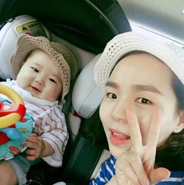 黄夏温哪里人，黄夏温个人介绍（圈粉100万人）