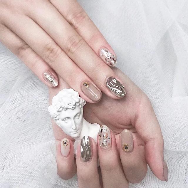 奶油滤镜/可爱/甜美/表情包/欧美/妆容，微信头像，奶油滤镜/可爱/甜美/表情包/欧美/妆容（时髦显白，拿图去做）