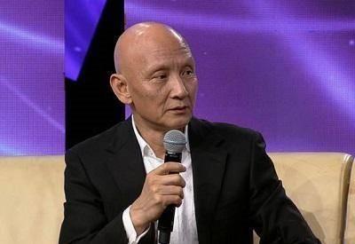 杜玉明：调侃自己脑袋“进化”得早，计春华见他第一面就想打他