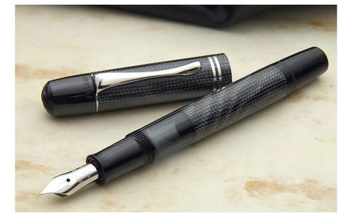 世界五大钢笔品牌都是什么，世界钢笔品牌前十名是什么（办公都用笔记本，钢笔你还用吗）