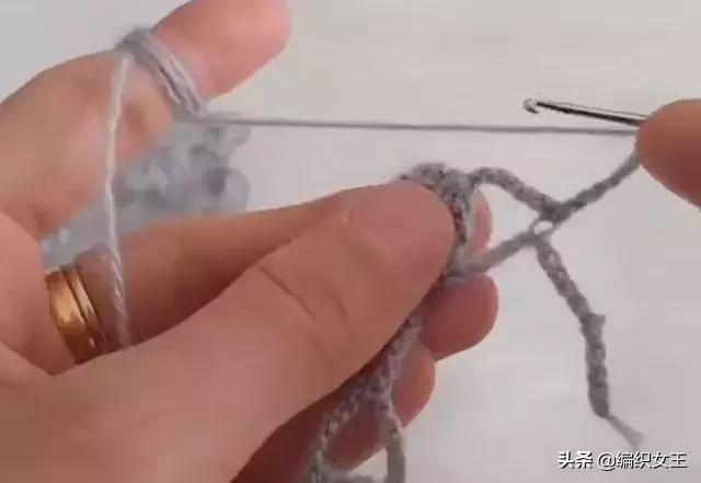 简单易学钩针织披肩，用它钩披肩很不错