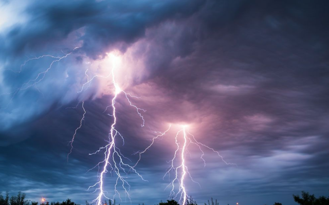 冬天会不会打雷，冬天会不会打雷下雪（莫非天太冷，雷公也猫冬）