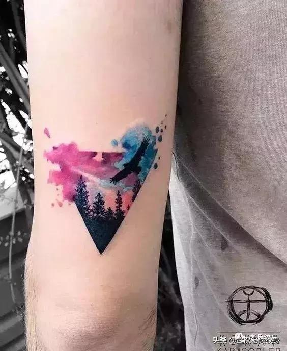 纹身打雾什么意思,纹身上色和打雾是不是一个意思(好看又不过时的4款