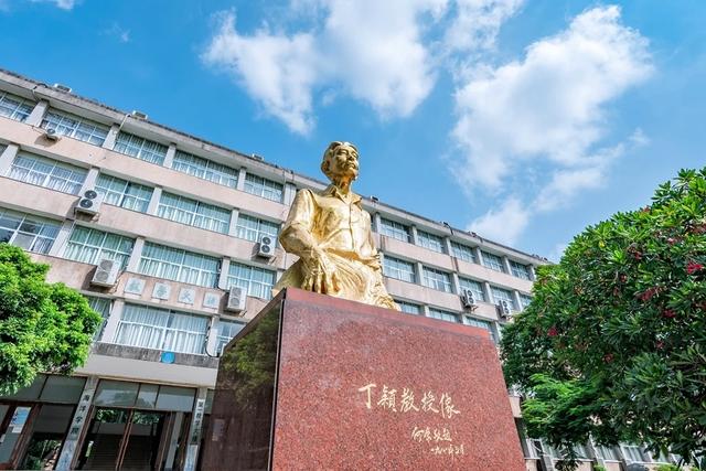 华南财经大学在哪儿，华南财经大学在哪儿（省内这10所高校实力“受宠”）