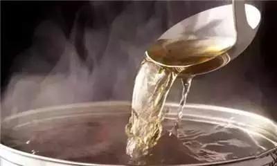 昆布酱油与普通酱油的区别，昆布酱油和黑豆酱油（推荐10款低盐酱油）