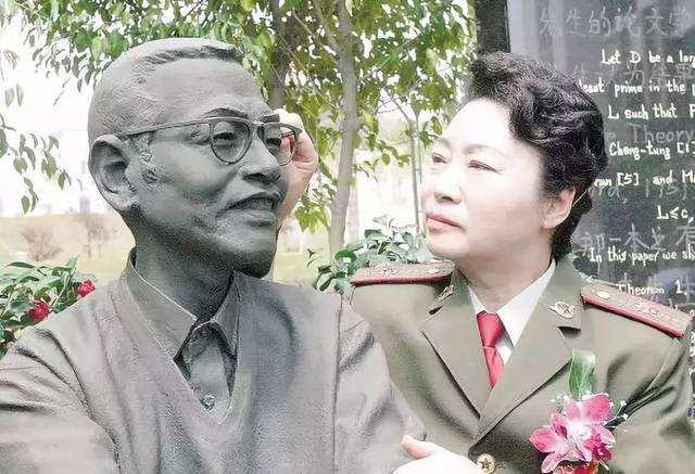 数学家陈景润的故事，数学名人故事陈景润（如今他的妻子、独子现状如何）