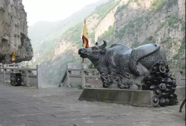 天路指的是哪一条路，《天路》里唱的“天路”（难于上青天的蜀道：一条天路）