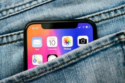 苹果手机xr和x的区别有哪些，苹果手机x和xr有什么区别,哪个好（给个建议：iPhone）