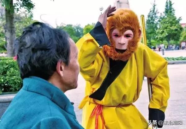 老一辈令人动容的爱情故事，8旬老夫妻爱情最美的样子