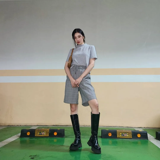 腿粗穿什么短裤，腿粗应该穿什么样的短裤（显瘦竟靠一条“大短裤”）