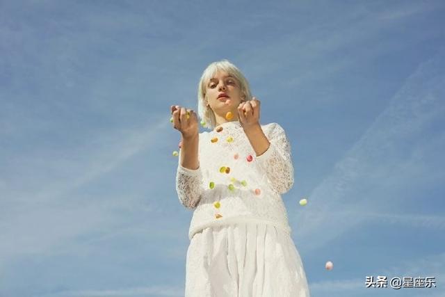 双鱼男适合的10大职业，双鱼女适合的十大职业（双鱼座适合的职业推荐指南）