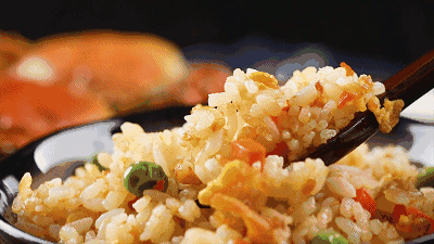 如何判断大米发霉变质了，怎样判断大米是否霉变（这样的大米竟会诱发肝癌）