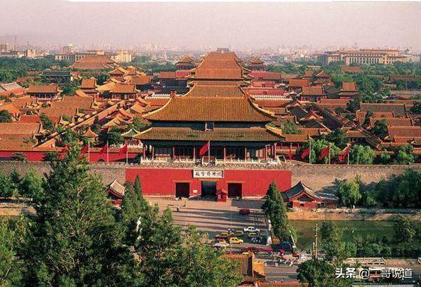 四大古建筑是哪四个，四大古建筑是哪四个图片（中国公认的四大古建筑群）