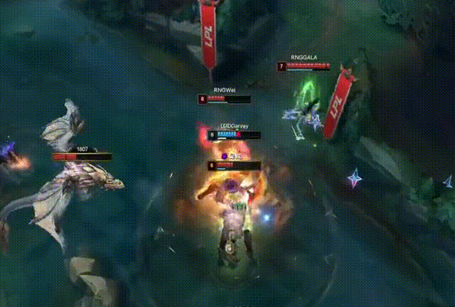 丛刃卡莎出什么装备，丛刃卡莎怎么出装备（LPL赛场三大非BAN必选英雄攻略）