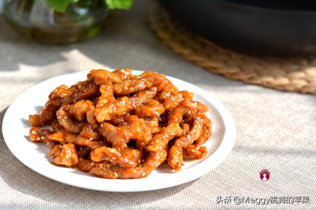 开胃菜有哪些中国菜，开胃菜有哪些中国菜图片（年夜饭全是鸡鸭鱼肉）