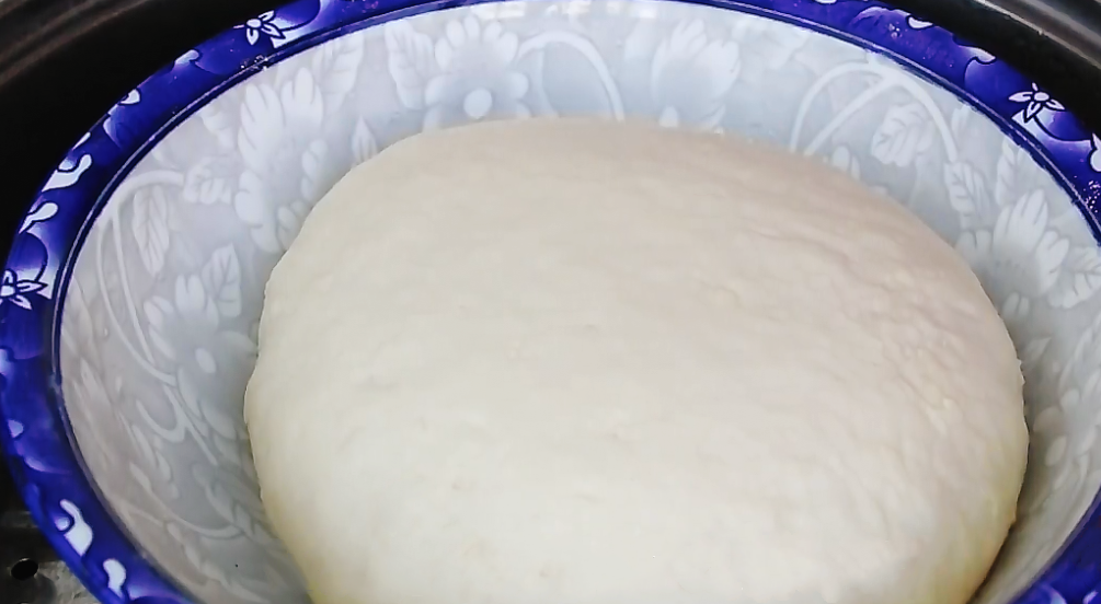 圖片[2]-怎么樣快速發(fā)面呢  輕松發(fā)滿盆 做包子饅頭個(gè)個(gè)松軟-起舞食譜網(wǎng)