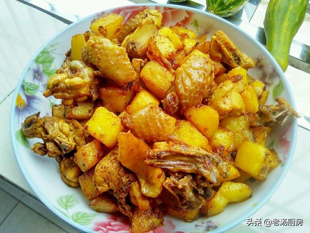 土豆咖哩鸡做法步骤，咖喱土豆鸡怎么做（厨师长分享土豆咖喱鸡教程）