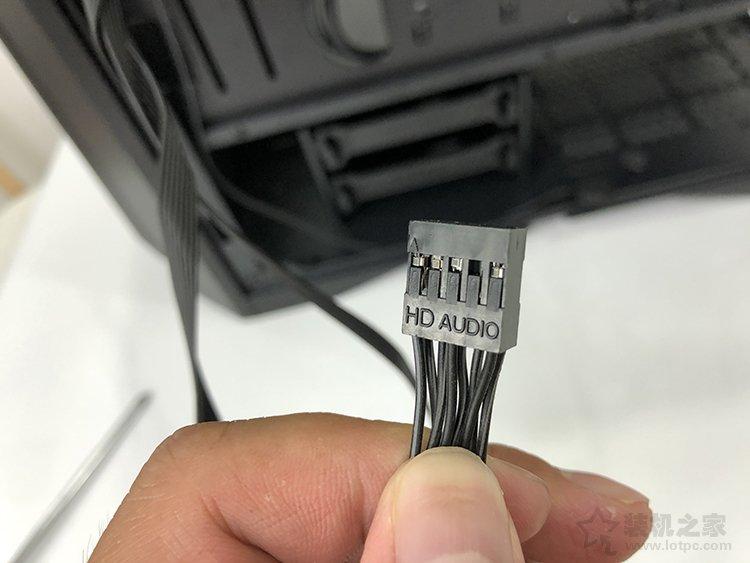 电脑主机的结构图解说明，主机箱内部结构图高清带名称及介绍