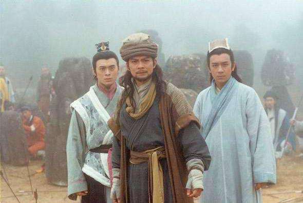 金庸作品顺序是怎么样的，金庸的作品时间顺序（金庸武侠小说人物顺序表）