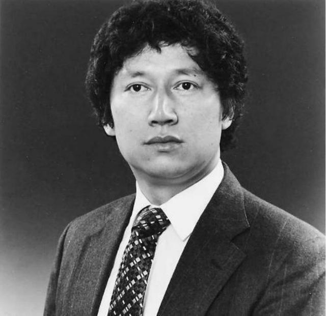 李春平：娶大38岁美国富婆，捐6.3亿做慈善，晚年风光不再很凄凉