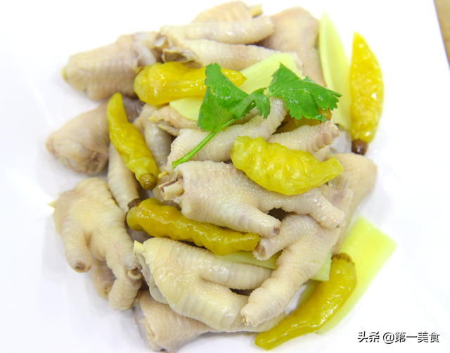 鸡爪怎么泡才好吃，泡鸡爪怎么泡才好吃呢（逐渐成为了奢侈品的泡椒凤爪）