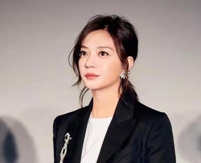 赵薇女儿生日捐款25万，连续6年捐款从未间断（赵薇女儿共捐款150万）