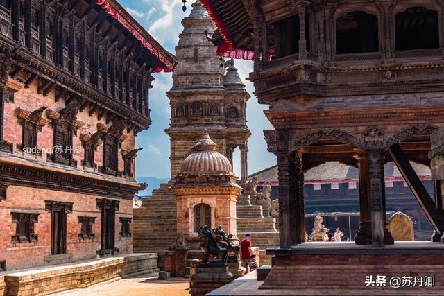 尼泊尔在哪，尼泊尔靠近中国哪个城市（尼泊尔那么穷，为何幸福指数高）