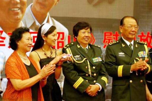 杨尚昆简历，杨尚昆老婆水静简介（抗美援朝钢铁运输线幕后英雄是他）