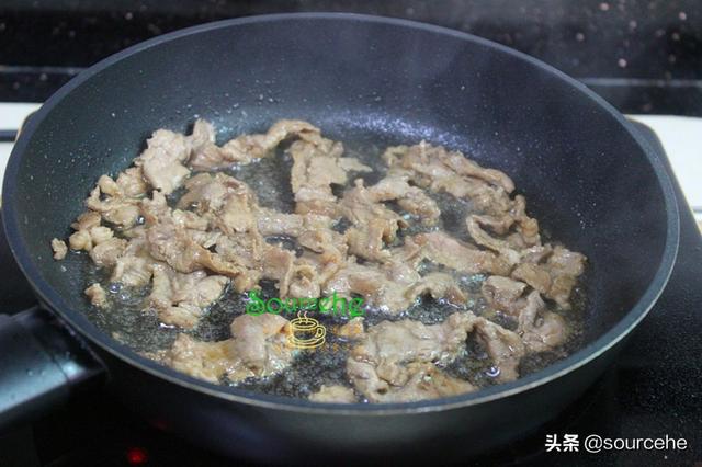 湿炒牛河怎么做，湿炒牛河的做法（正宗的广东干炒牛河）